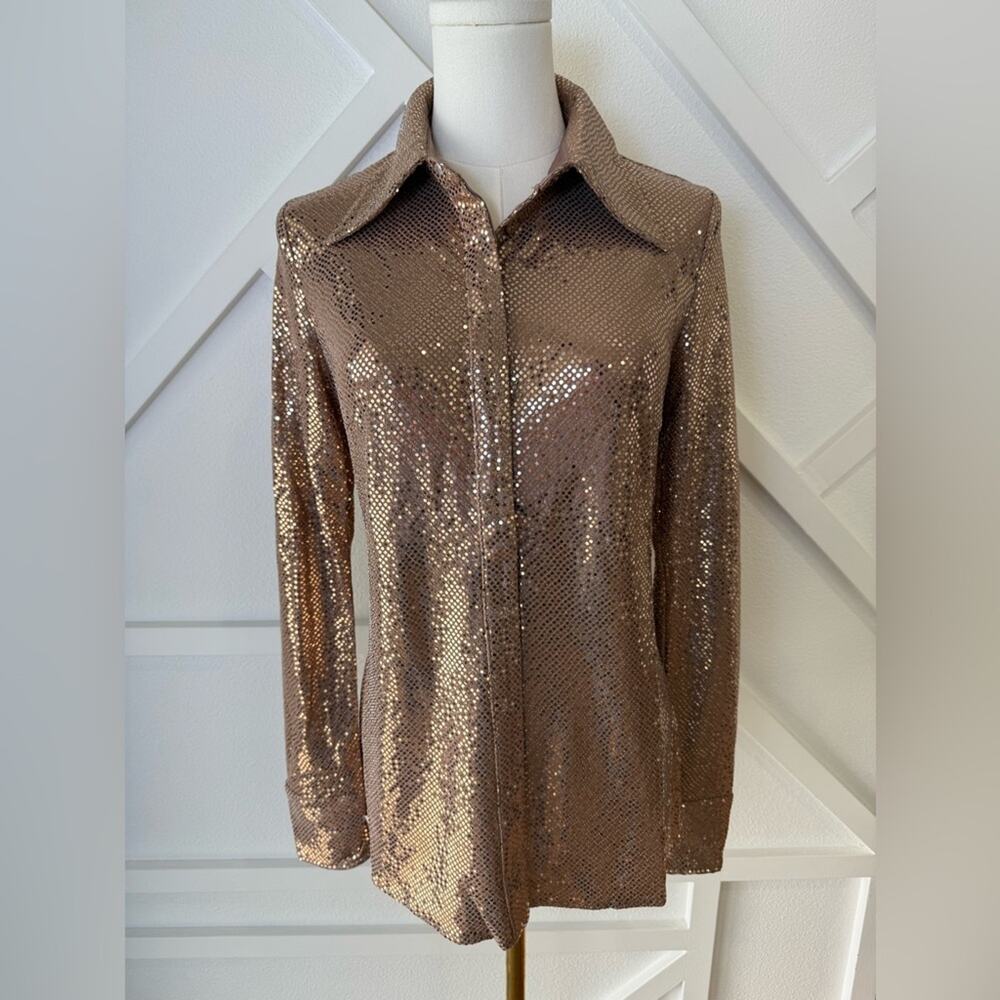 NWT C/Meo Collective After Dark Rose Gold Button Down Shirt Shiny Sparkly Sz XS - Picture 2 of 10